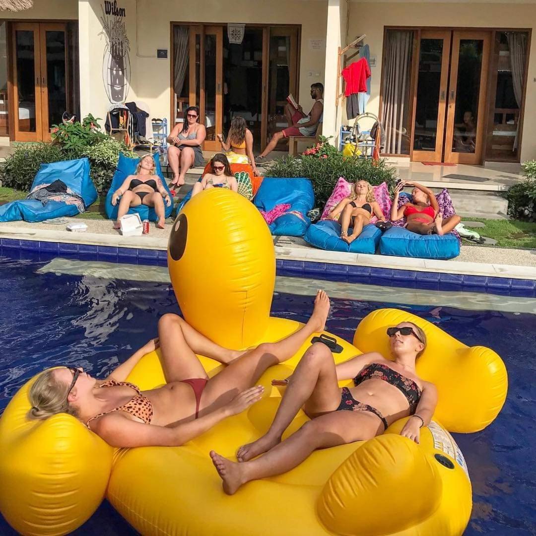 Castaway Hostel Canggu Εξωτερικό φωτογραφία